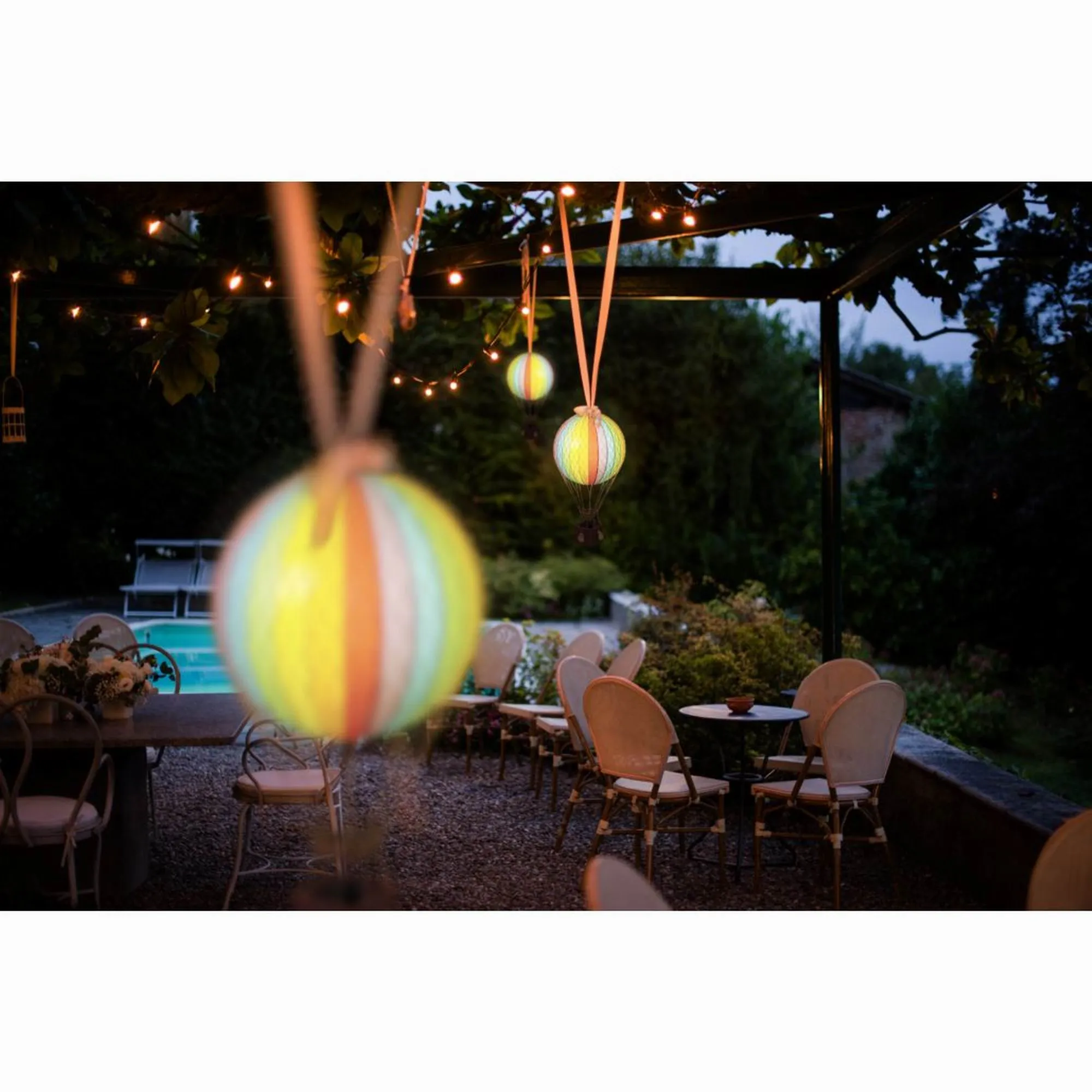 Authentic Models	Travel Light Led. Blue Light – 30CM