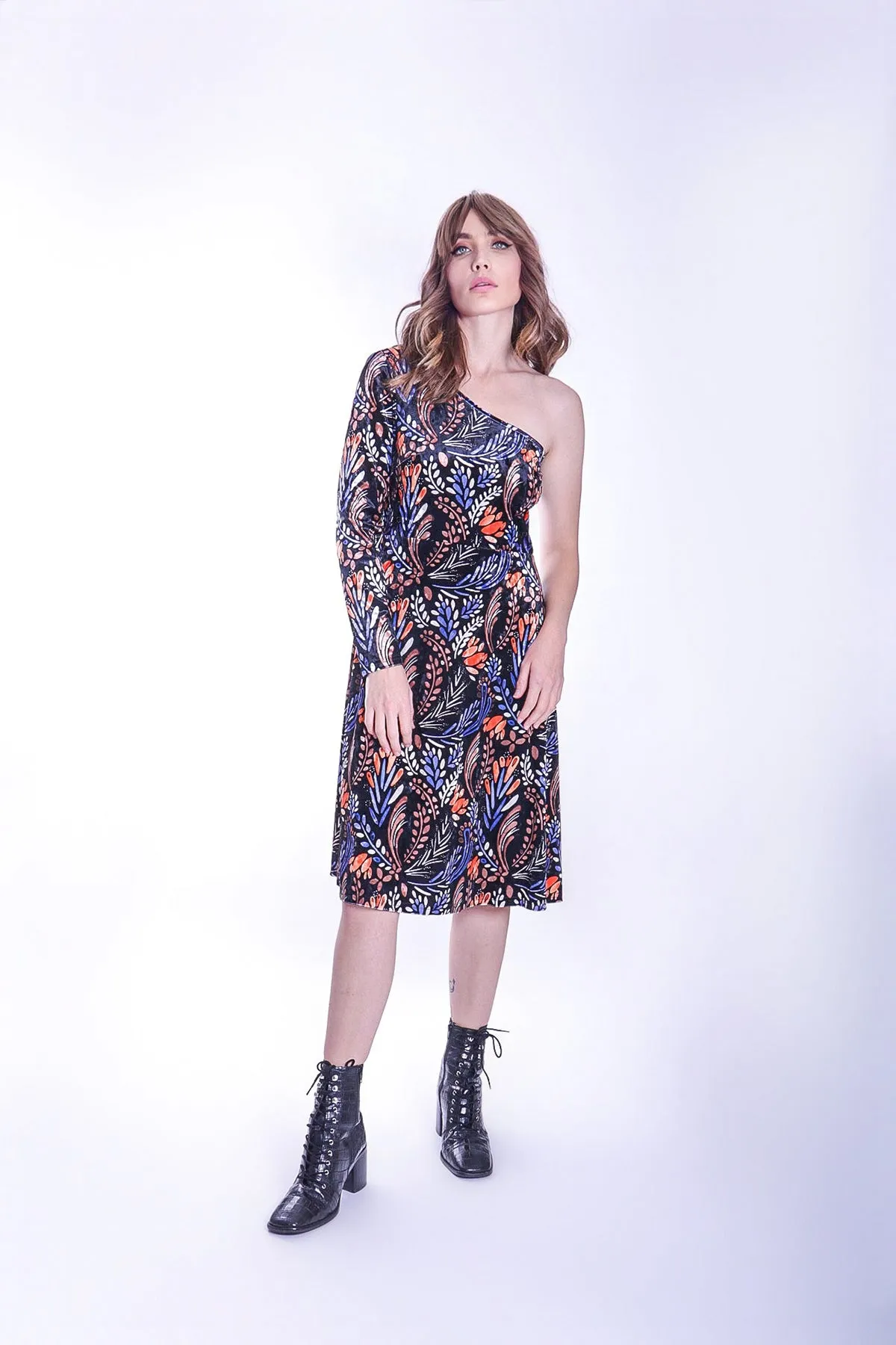 Debbie Velvet One Shoulder Midi Dress in Black