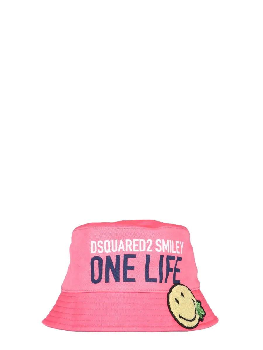 Dsquared2 Smiley Patch Slogan Bucket Hat